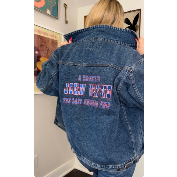 Vintage John Wayne Tribute Medium Wash Denim Jean Jacket • 90s • Cotton - Medium - Picture 4 of 8